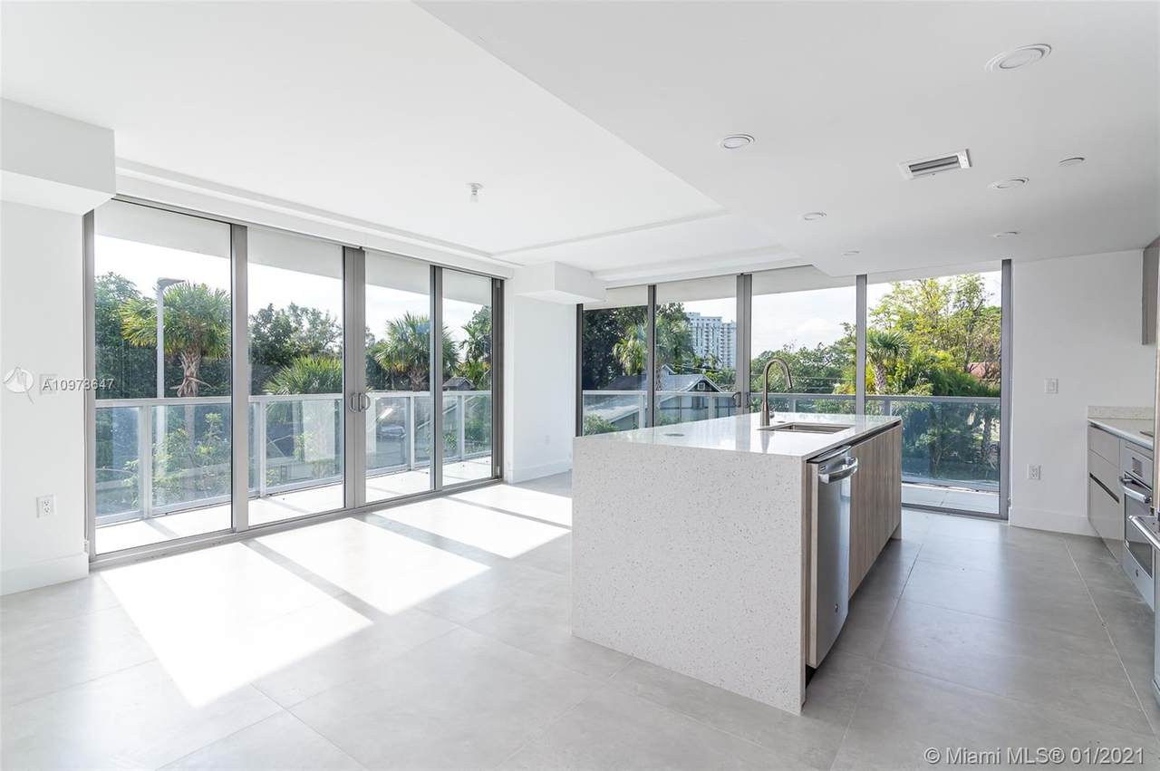 13800 Highland Dr - Photo 1