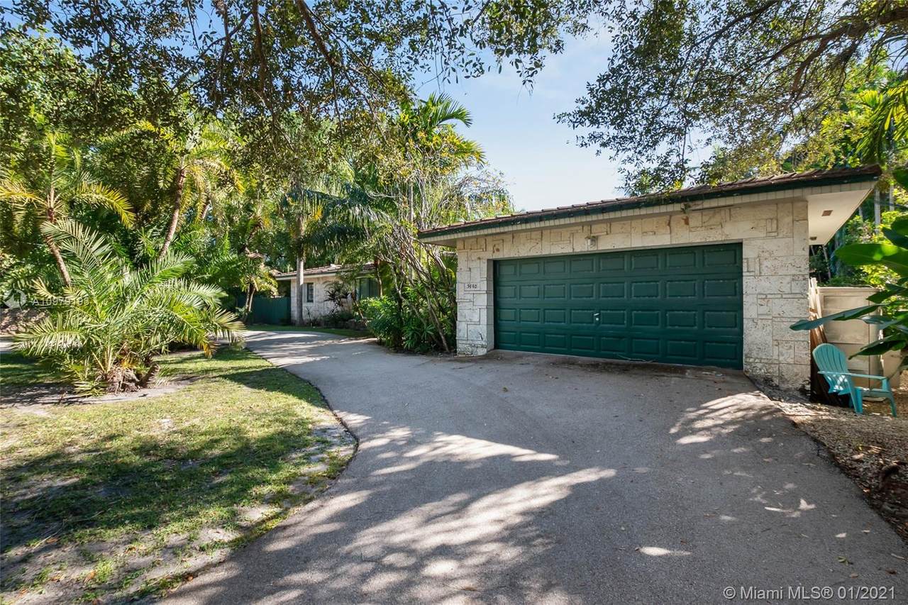 3962 Park Ave - Photo 1