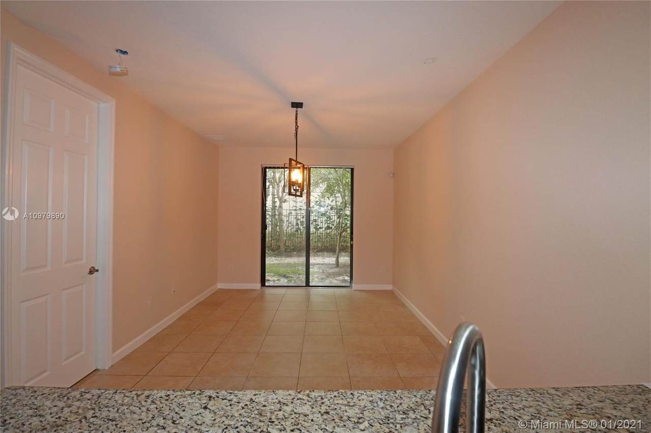 6972 Halton Park Ln - Photo 1