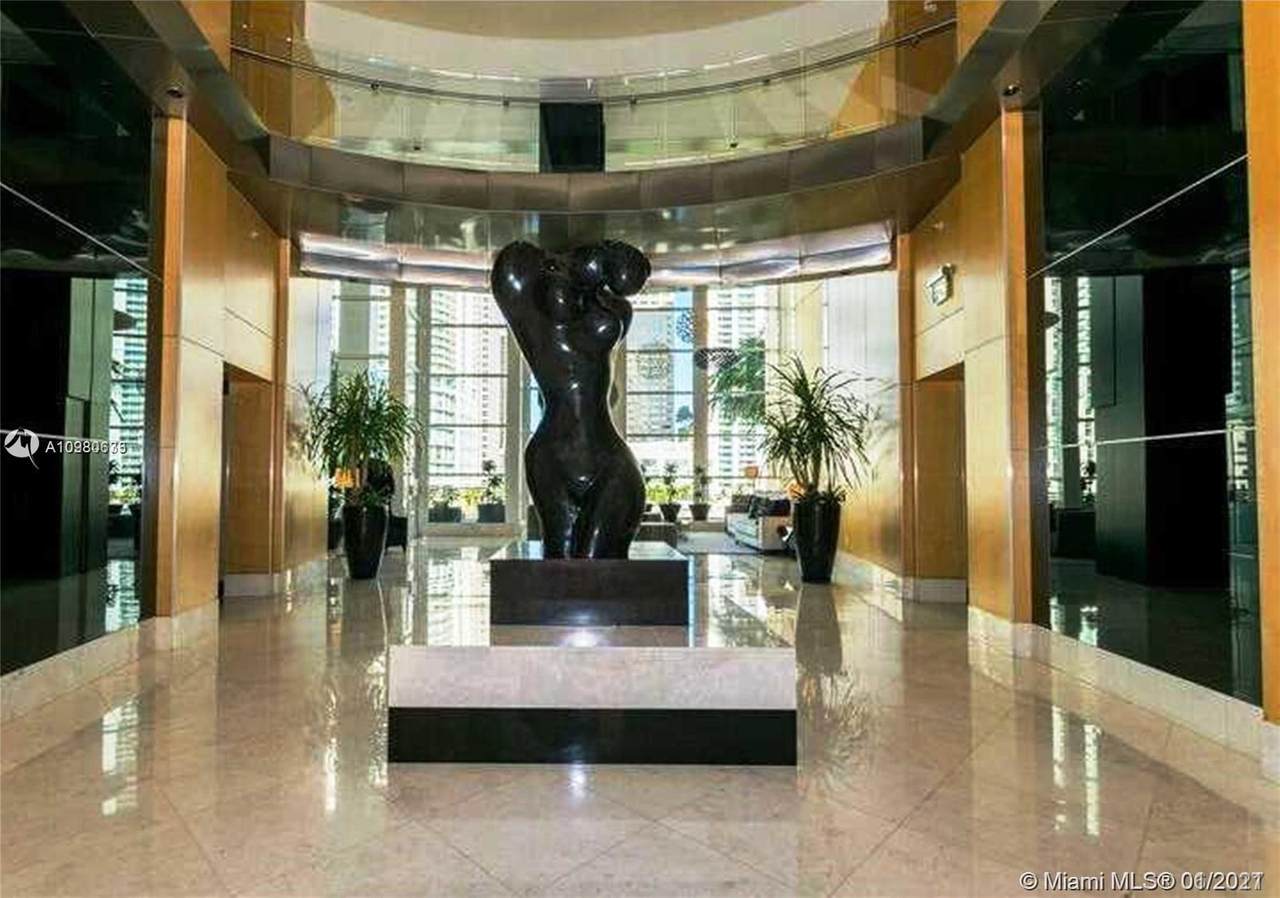 901 Brickell Key Bl - Photo 1
