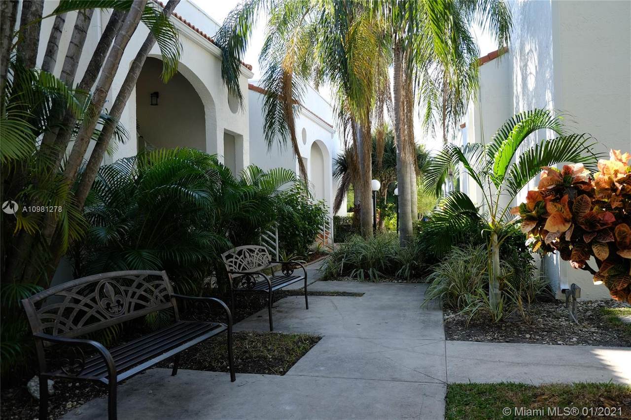3559 Magellan Cir - Photo 1