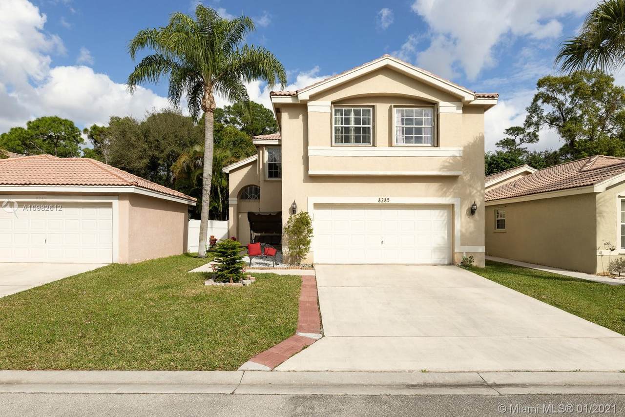 8285 Bermuda Sound Way - Photo 1