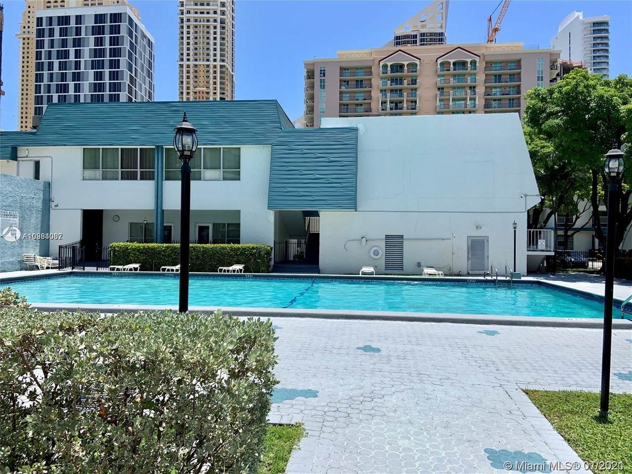 17570 Atlantic Blvd - Photo 1