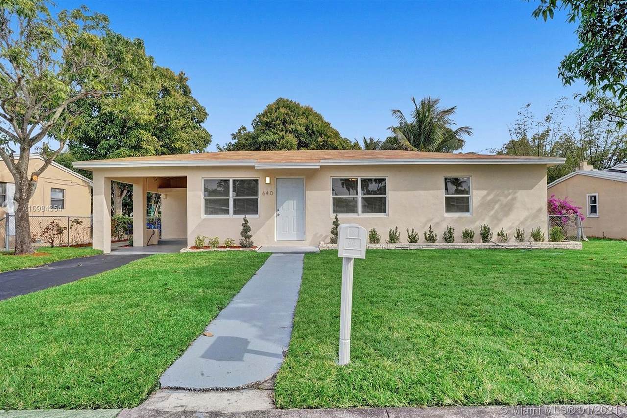 640 Arizona Ave - Photo 1