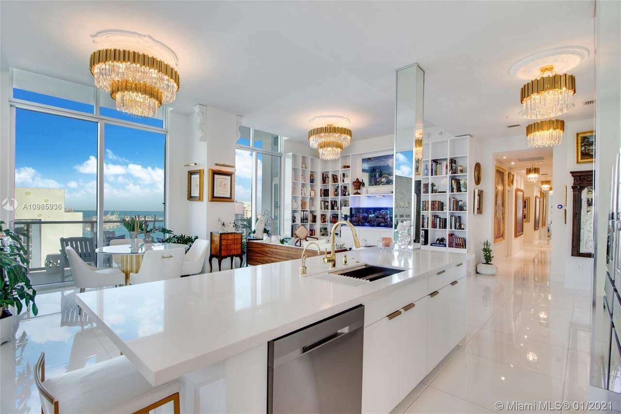 300 Biscayne Blvd - Photo 1