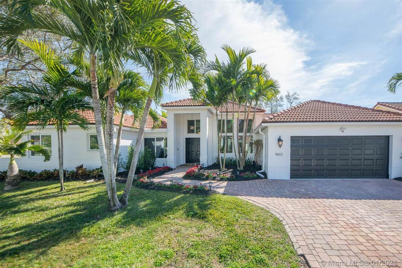 9602 Ridgeside Ct - Photo 1