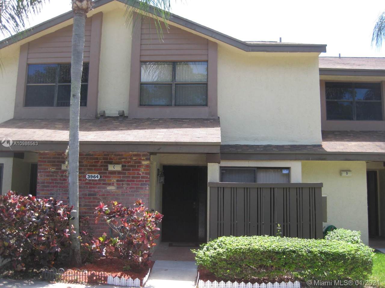 3964 Cocoplum Cir - Photo 1