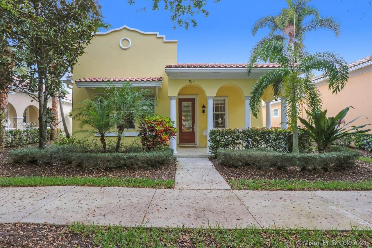 127 Sardinia Cir - Photo 1