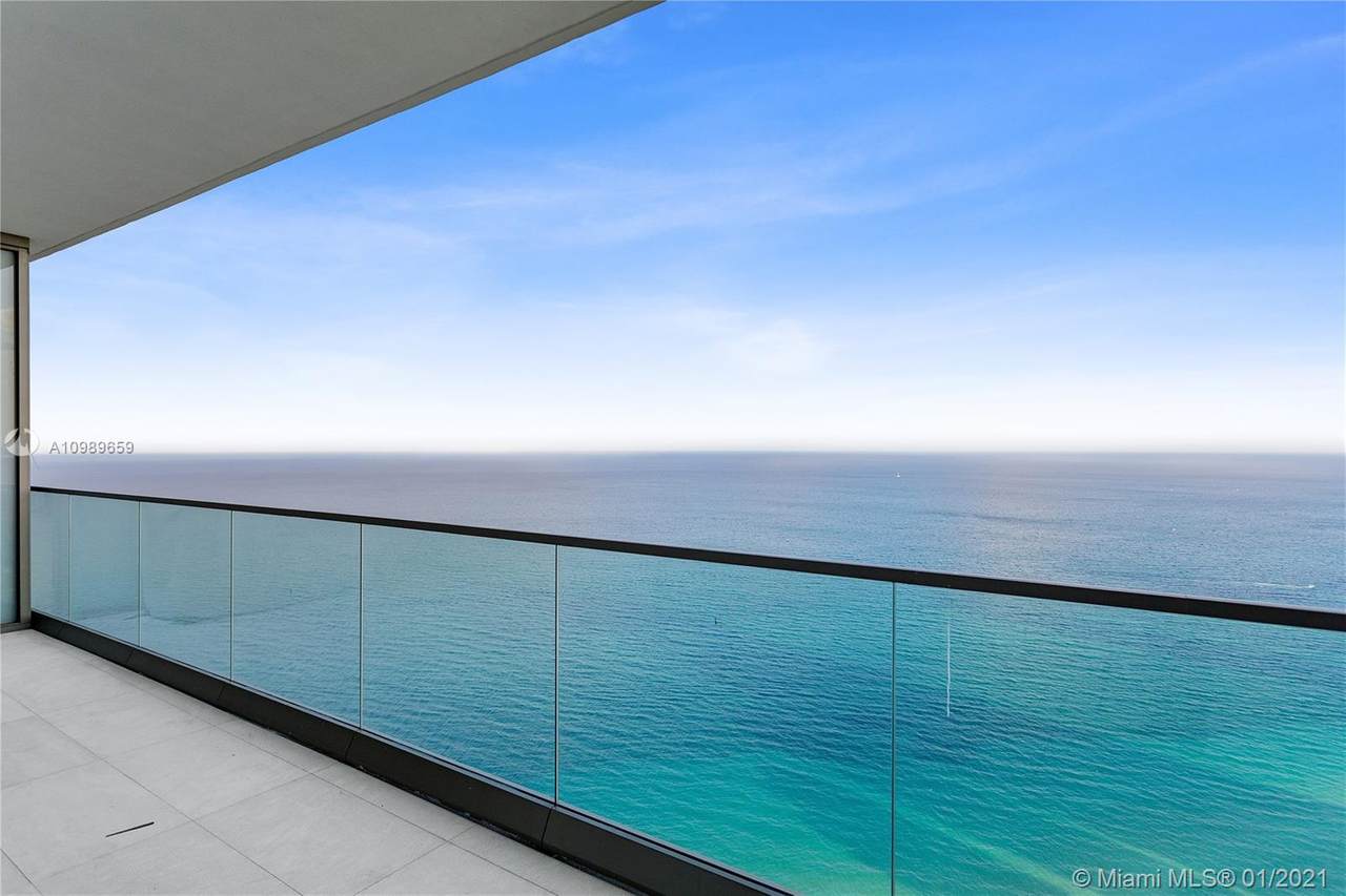 18975 Collins Ave - Photo 1