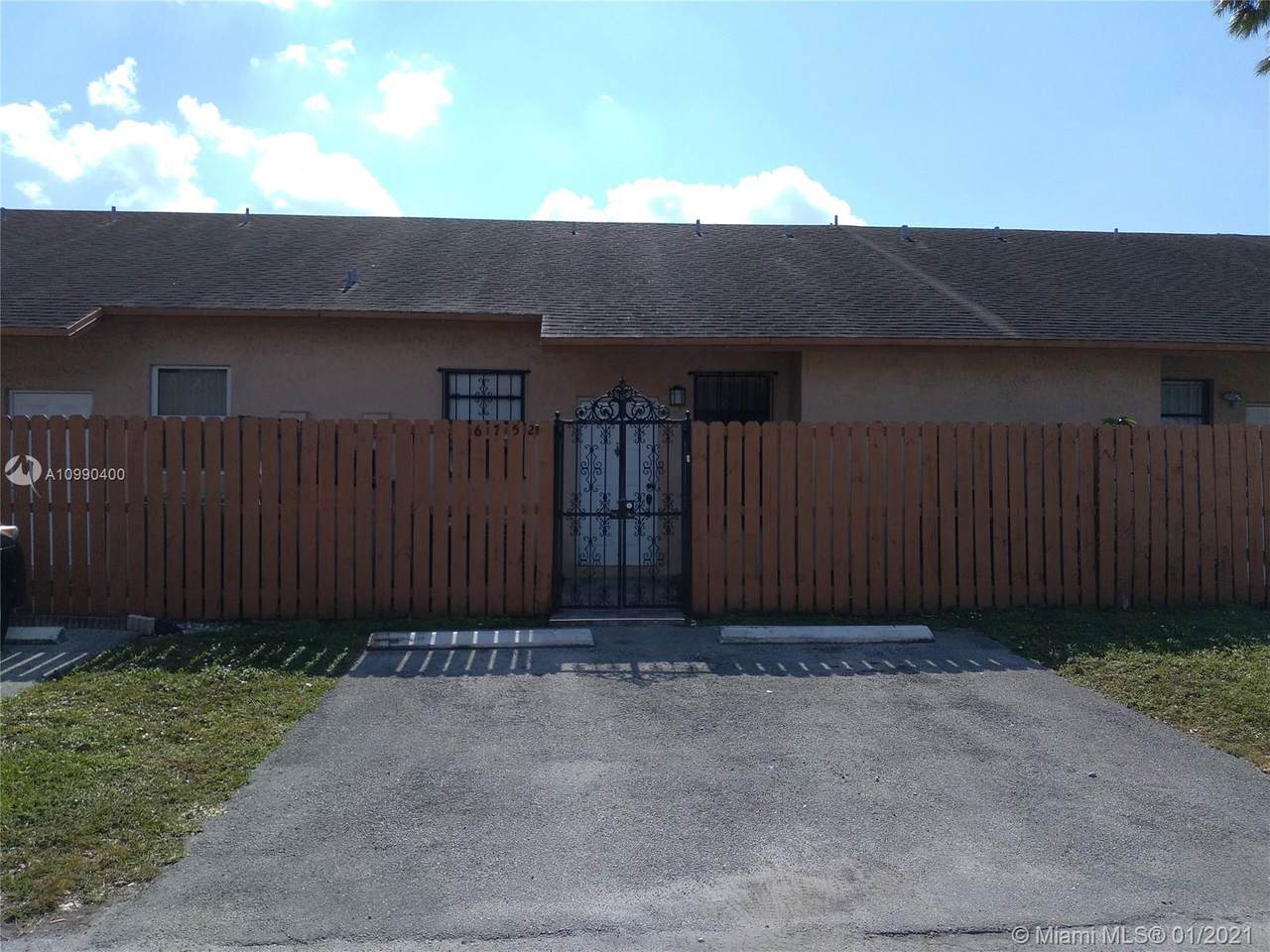 6752 192nd Ln - Photo 1