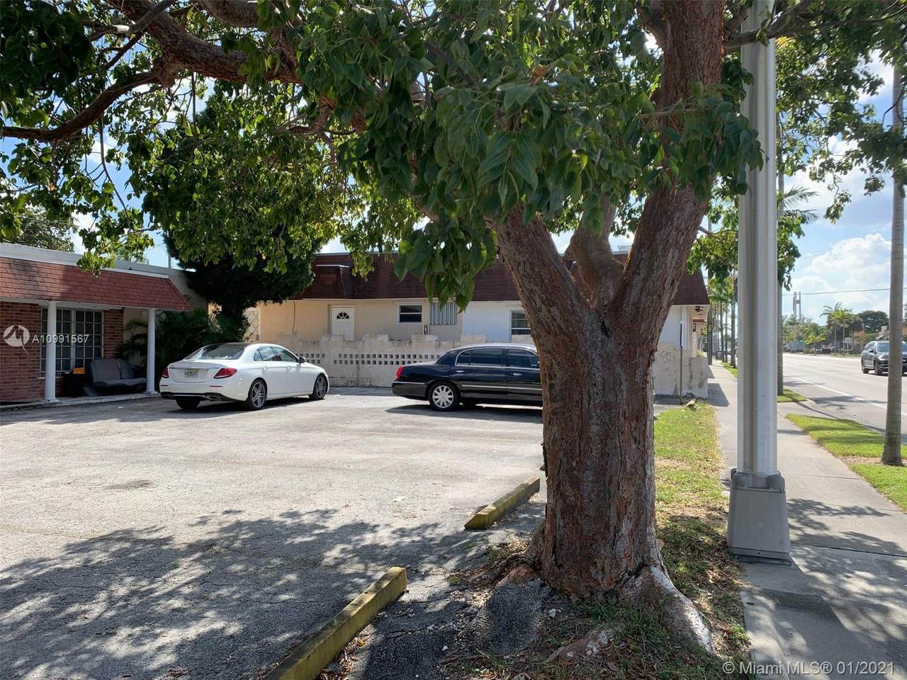 405 Federal Hwy - Photo 1