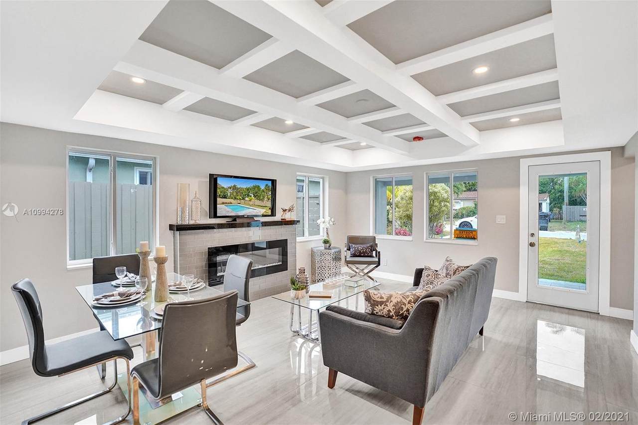 1324 14 Avenue - Photo 1