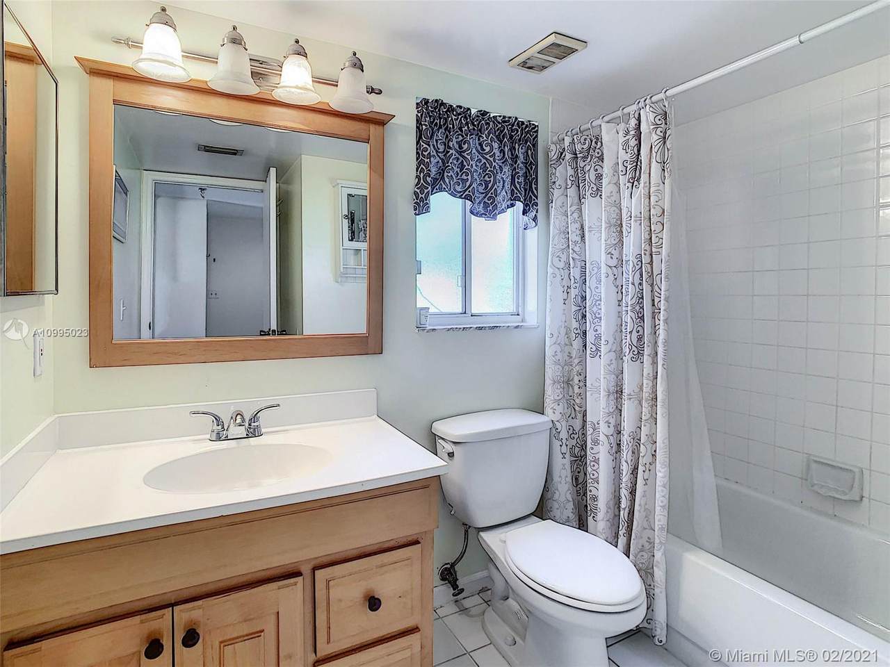 7794 Esmeralda Way - Photo 1