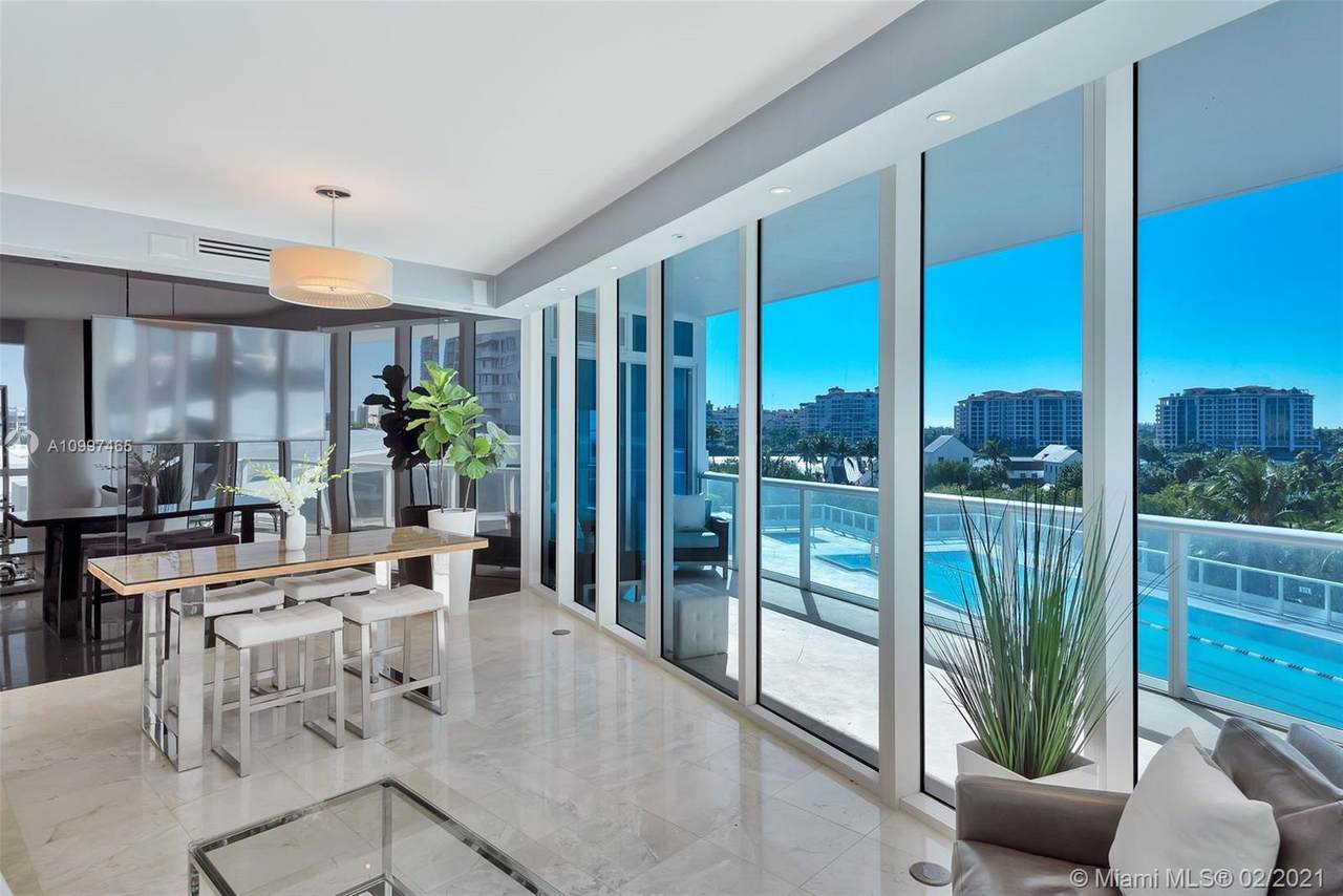 100 Pointe Dr - Photo 1