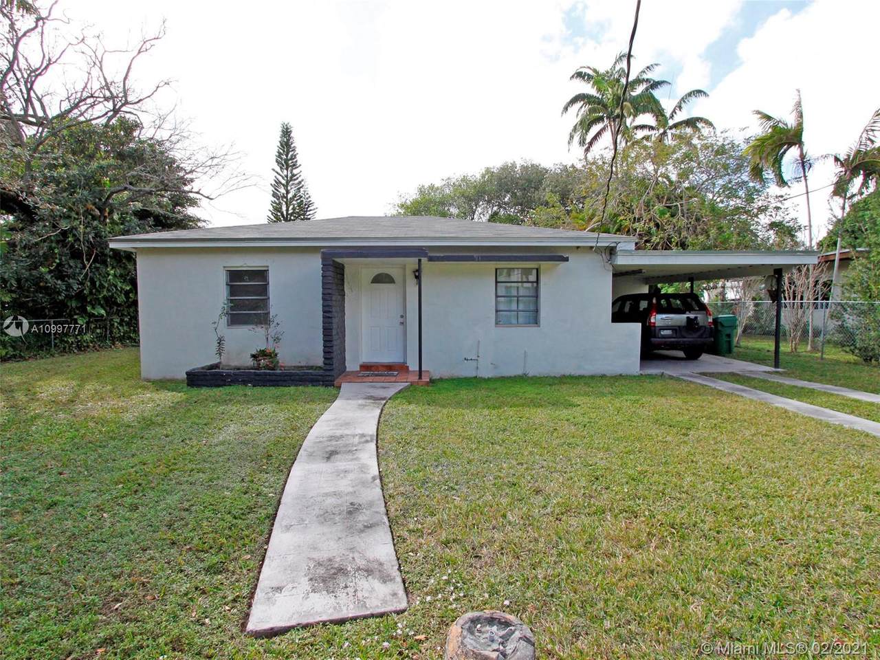 4712 64th Ct - Photo 1