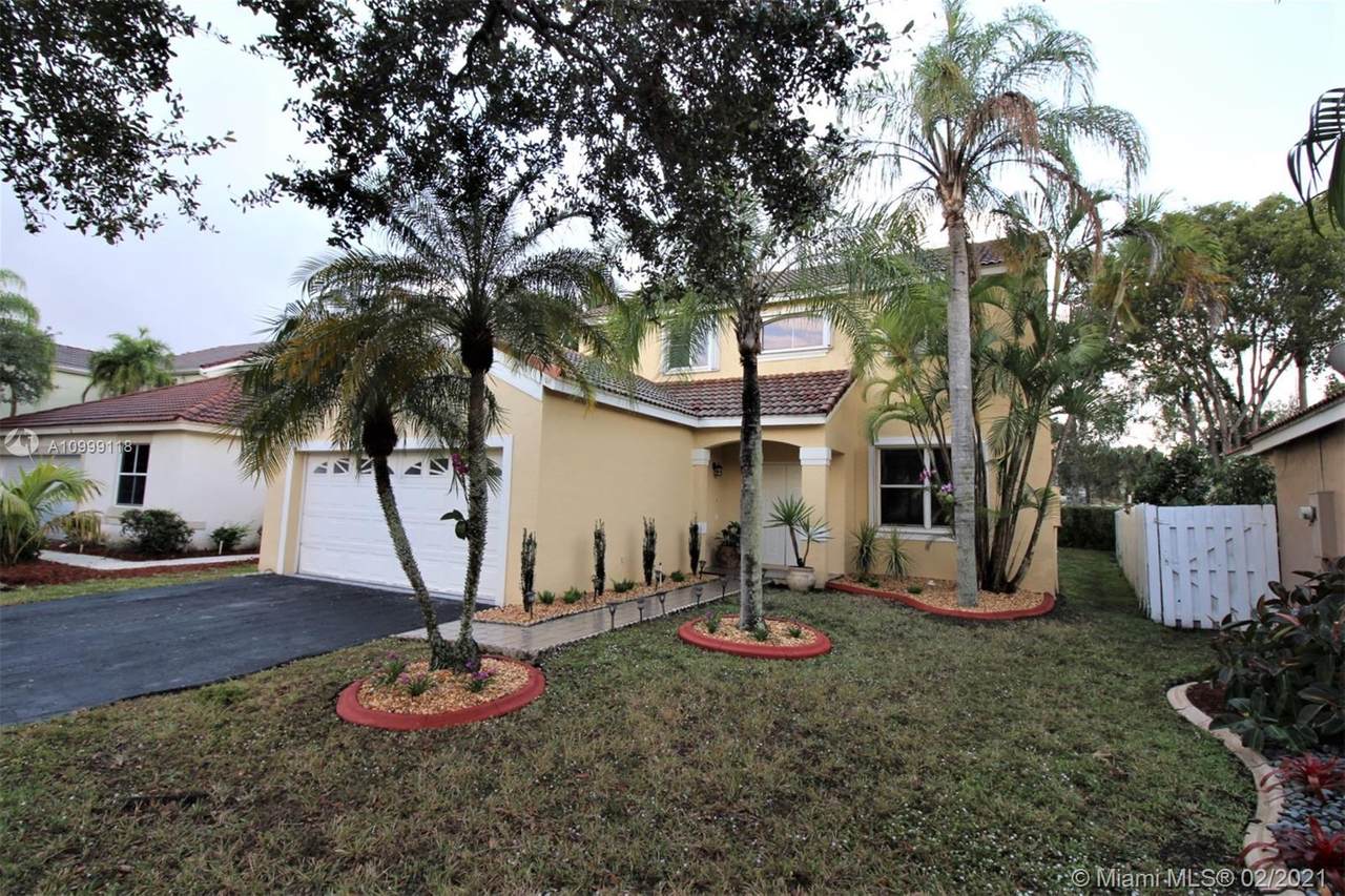 644 Sand Creek Cir - Photo 1