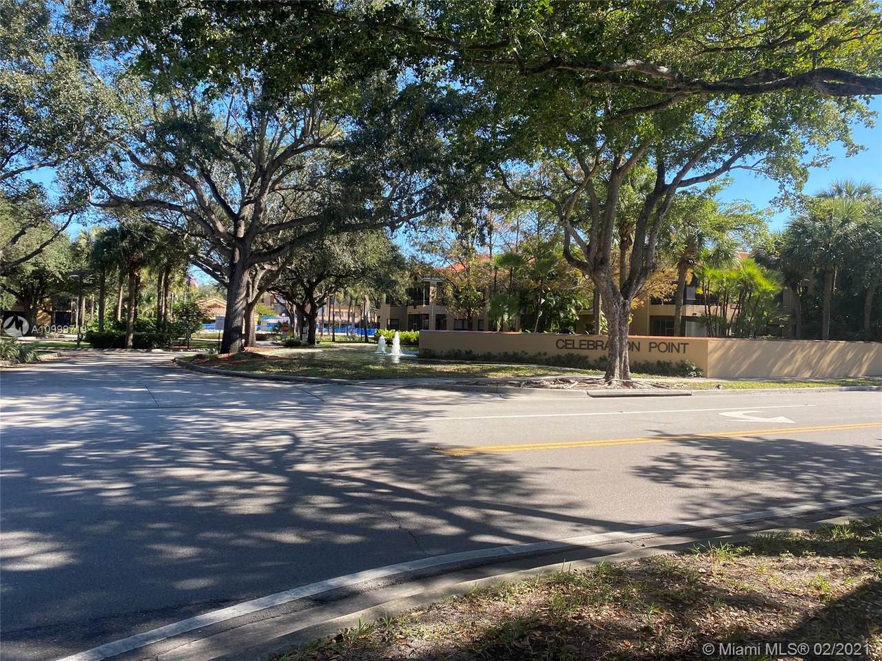 15555 Miami Lakeway N - Photo 1