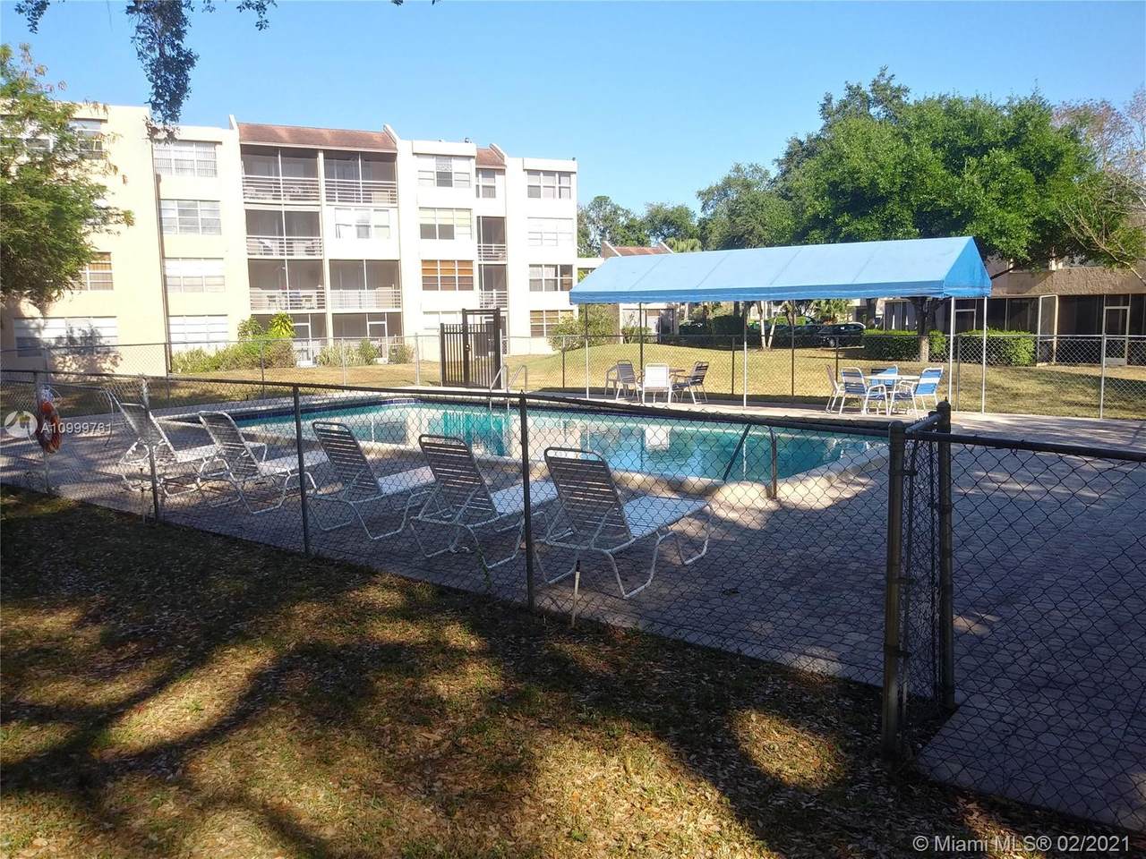 9410 Live Oak Pl - Photo 1
