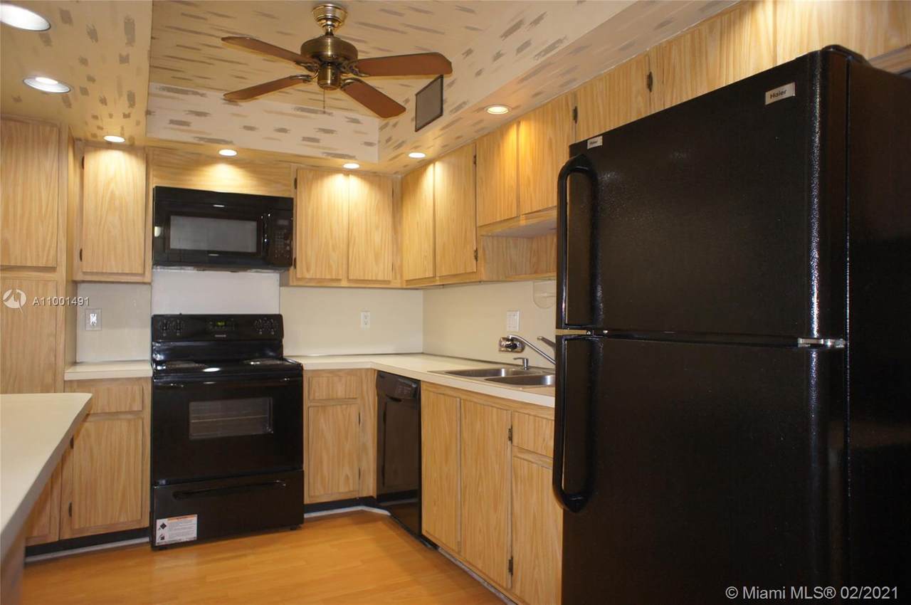 20860 San Simeon Way - Photo 1