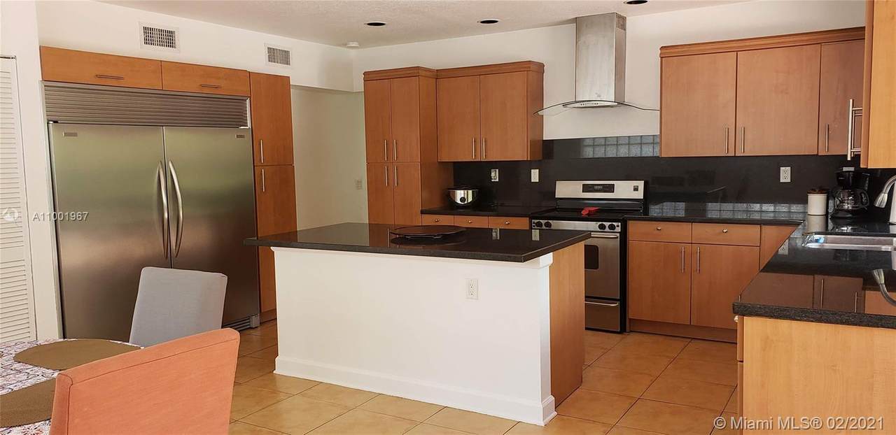 25 95th St - Photo 1