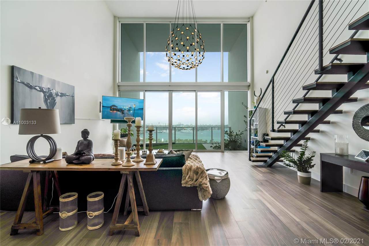 1040 Biscayne Blvd - Photo 1