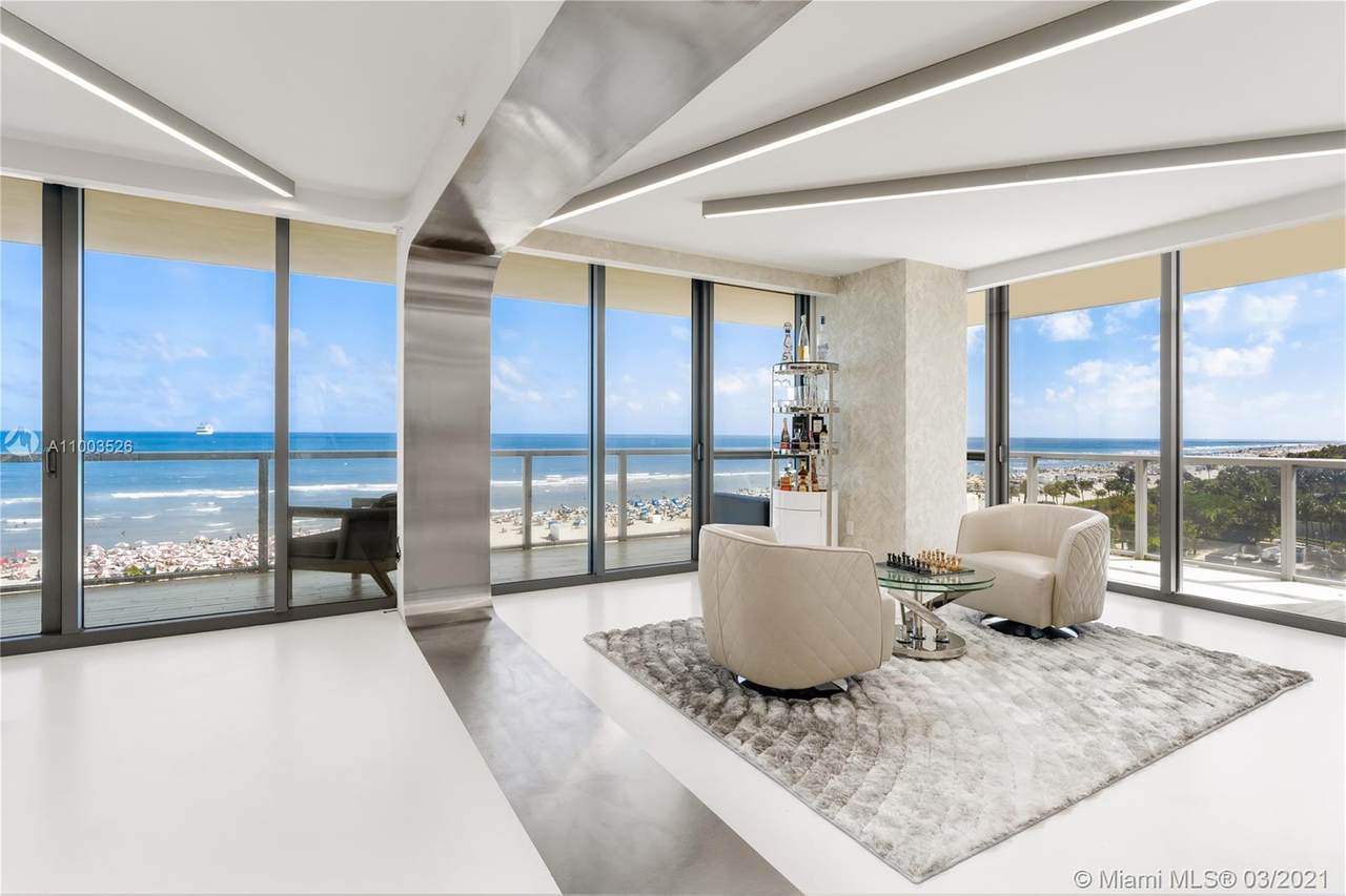 2201 Collins Ave - Photo 1