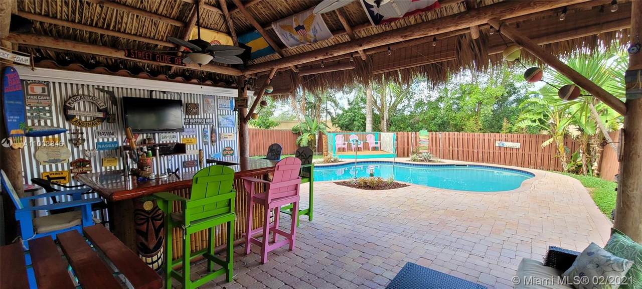 332 195th Ave - Photo 1