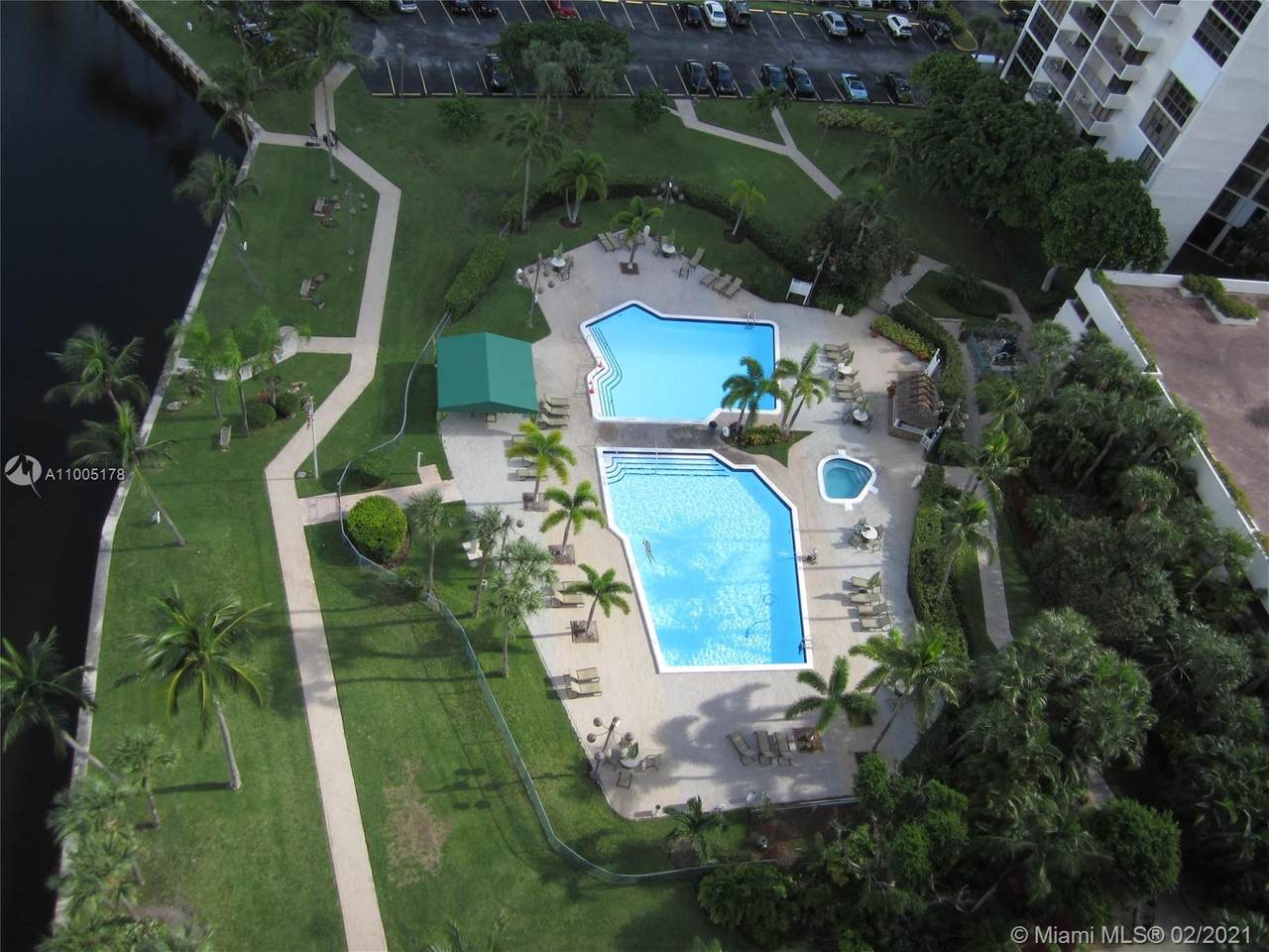18151 31st Ct - Photo 1
