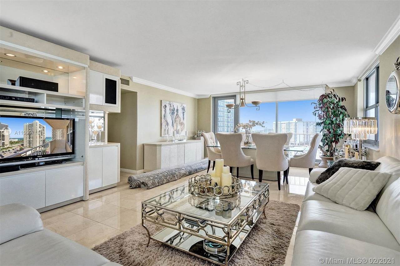 1920 Ocean Dr - Photo 1