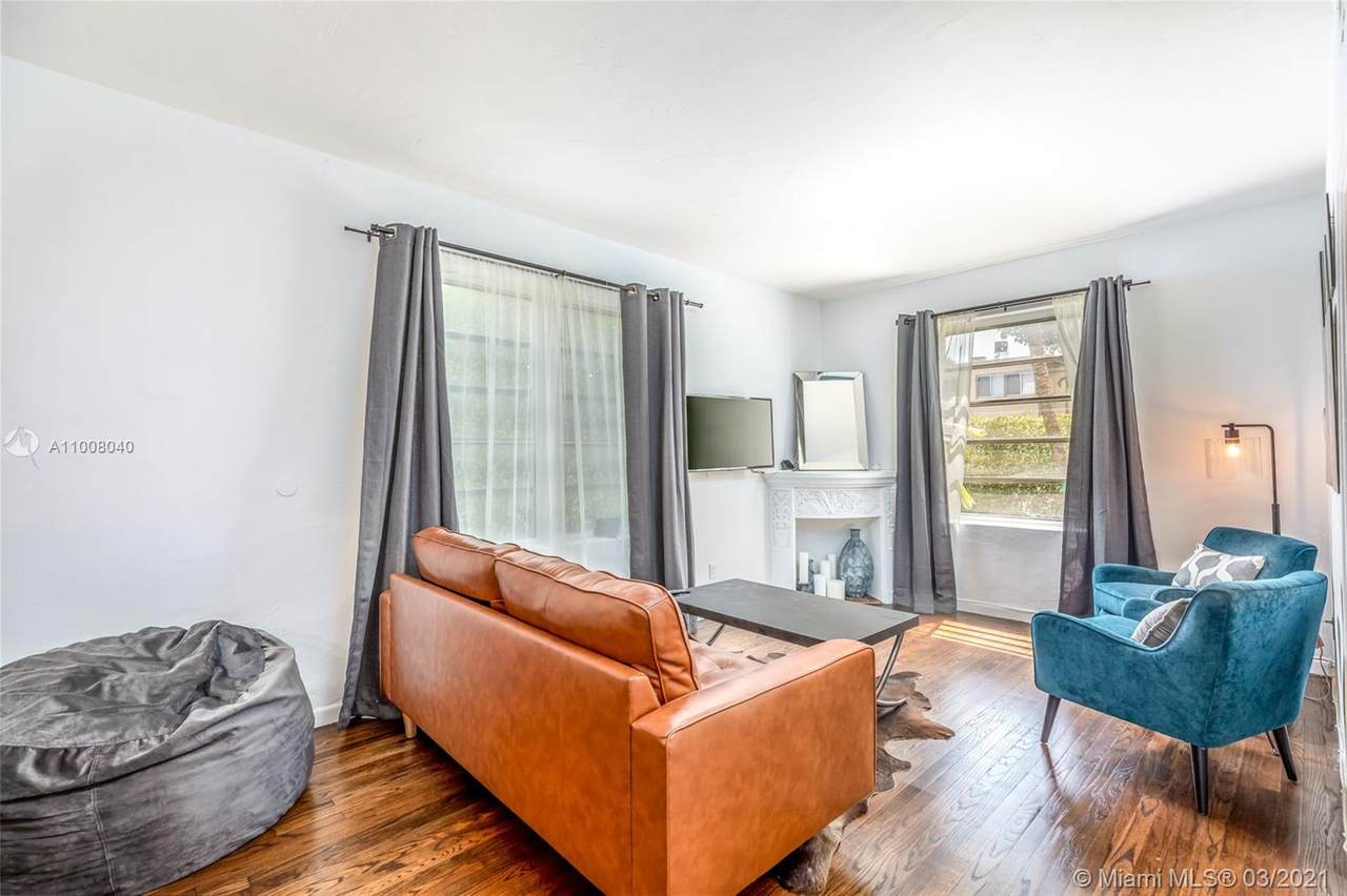 1535 Meridian Ave - Photo 1