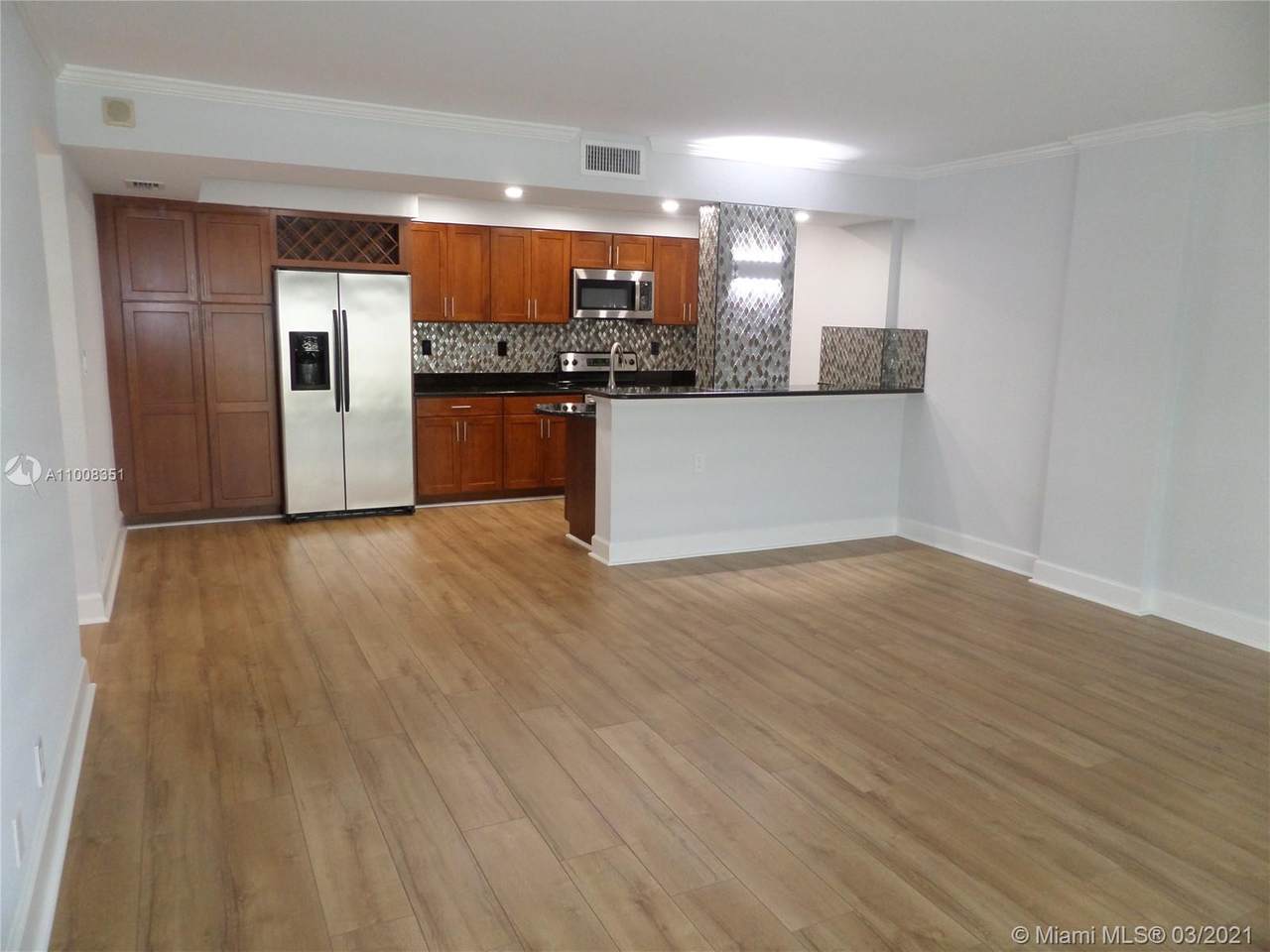 2900 30th St - Photo 1