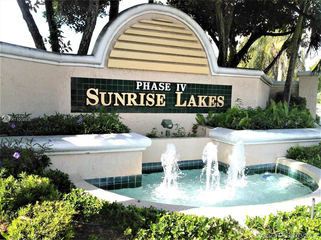 10304 Sunrise Lakes Blvd - Photo 1