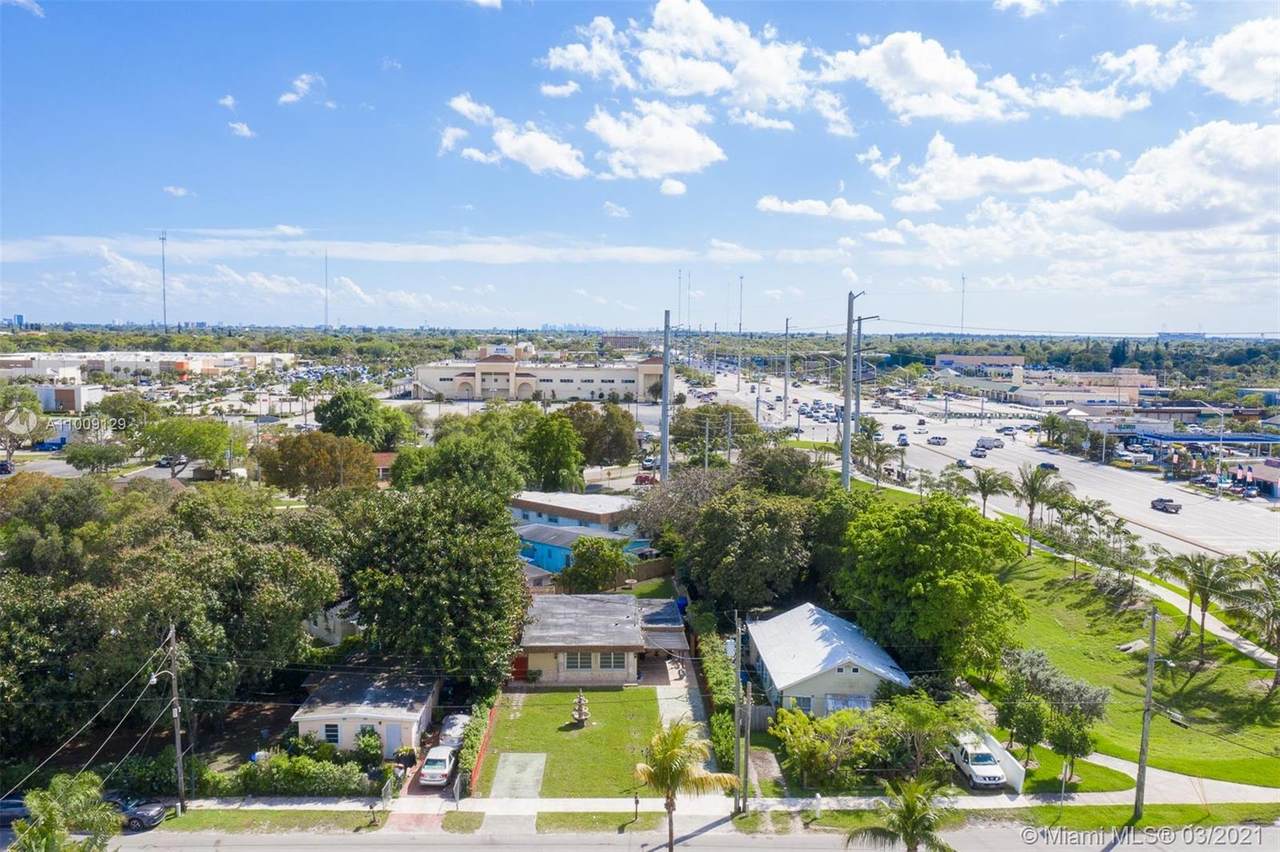 5932 Polk St - Photo 1