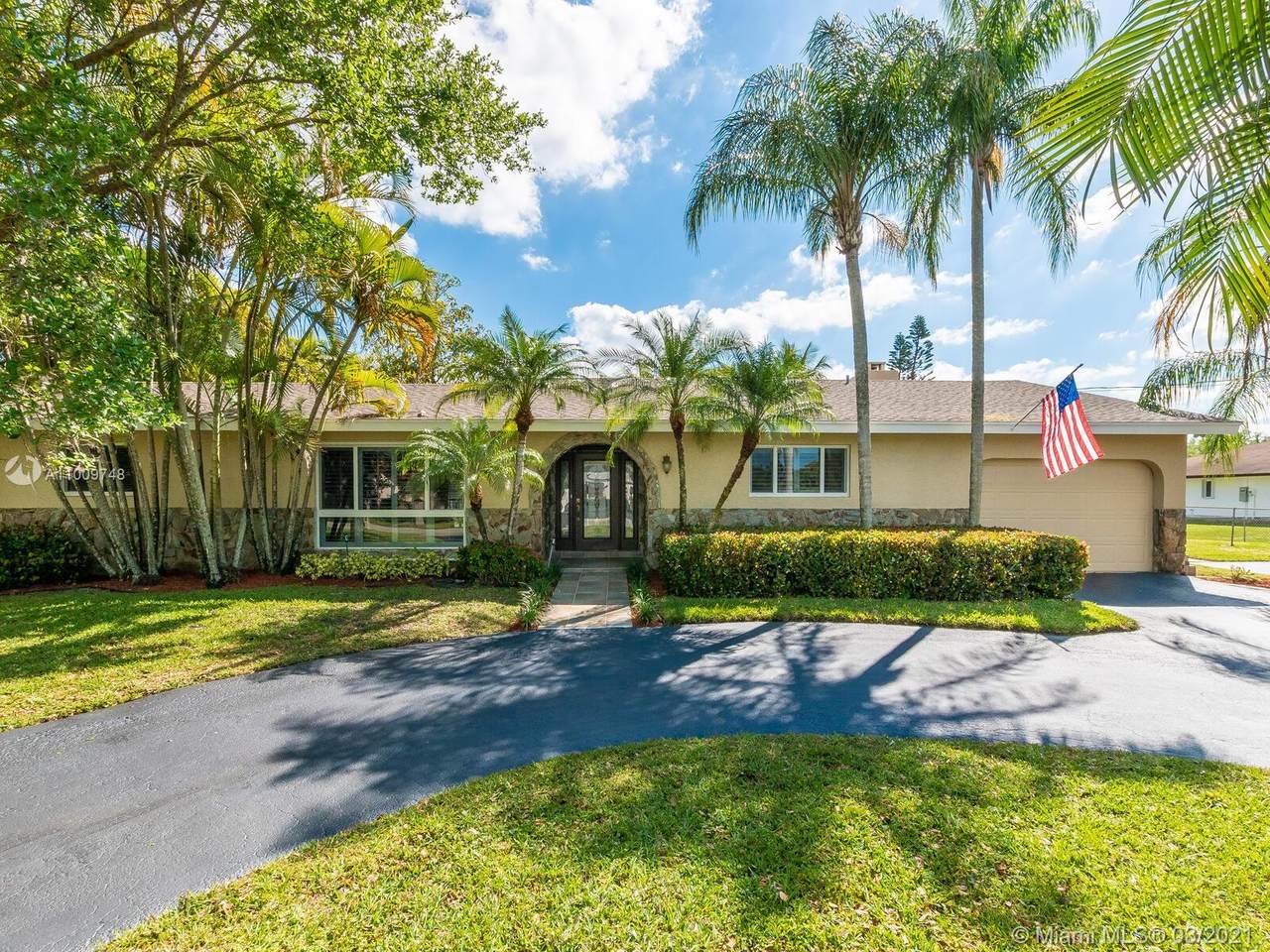 5050 168th Ave - Photo 1