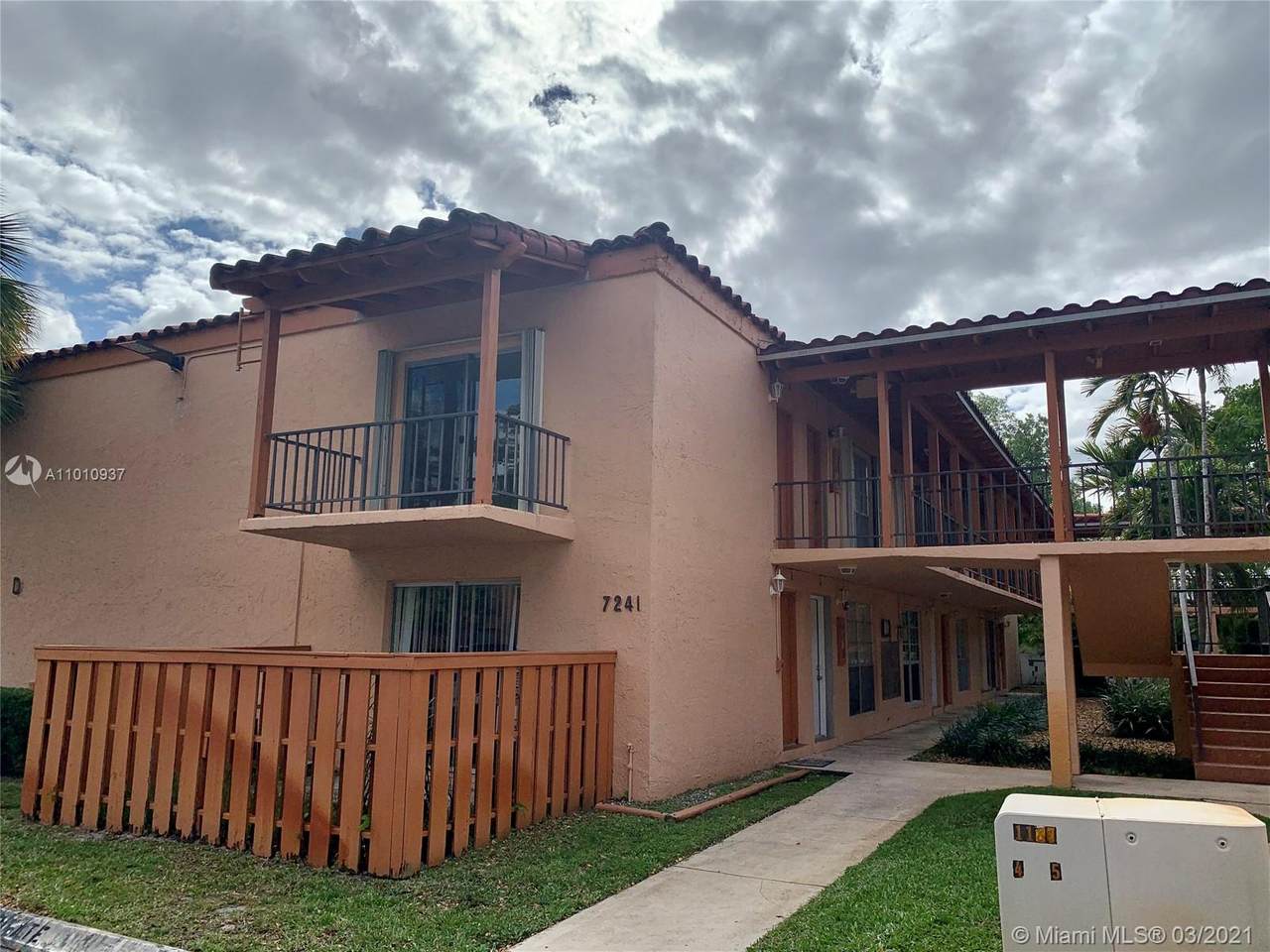 7241 Miami Lakes Dr - Photo 1