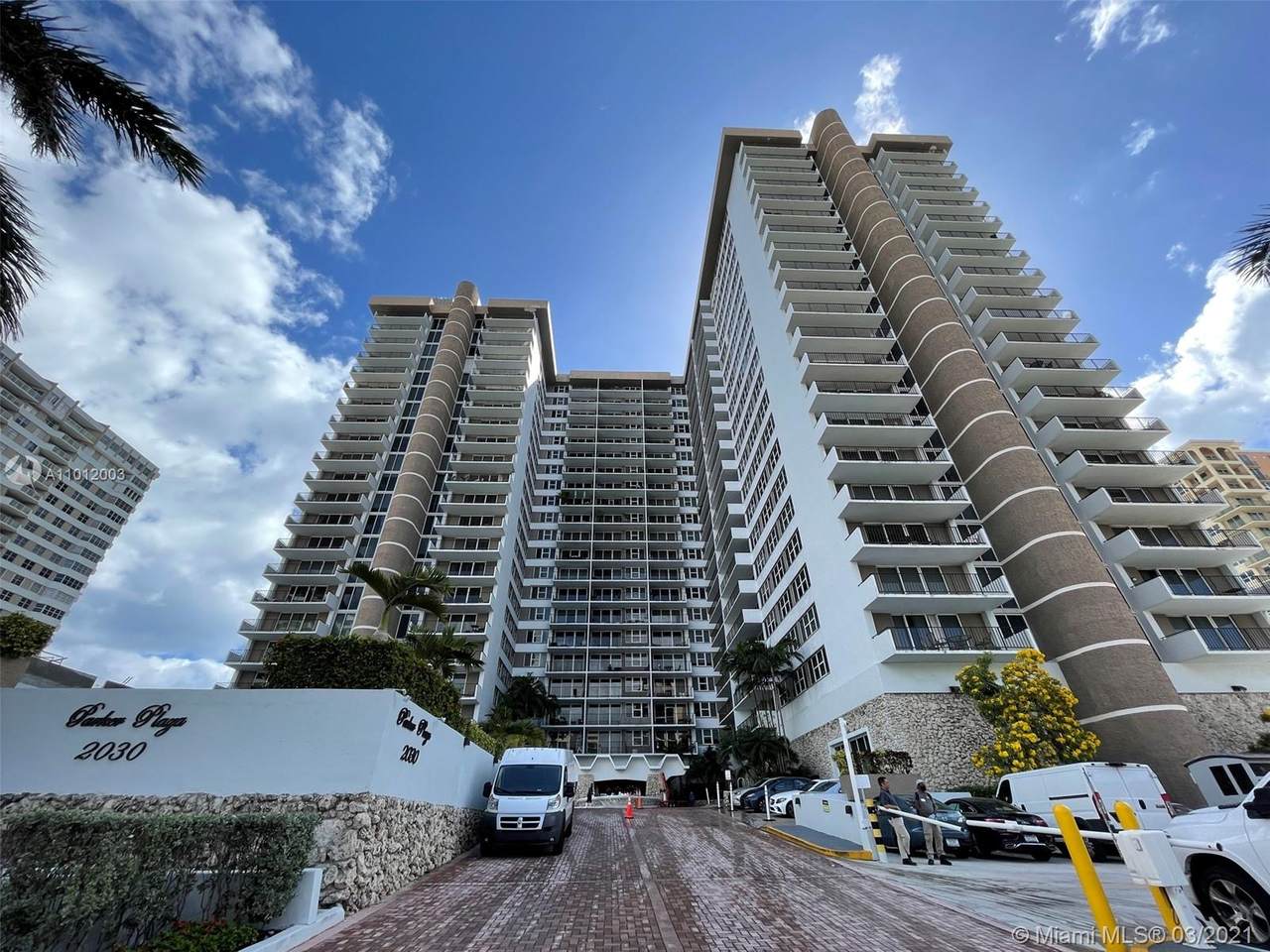 2030 Ocean Dr - Photo 1