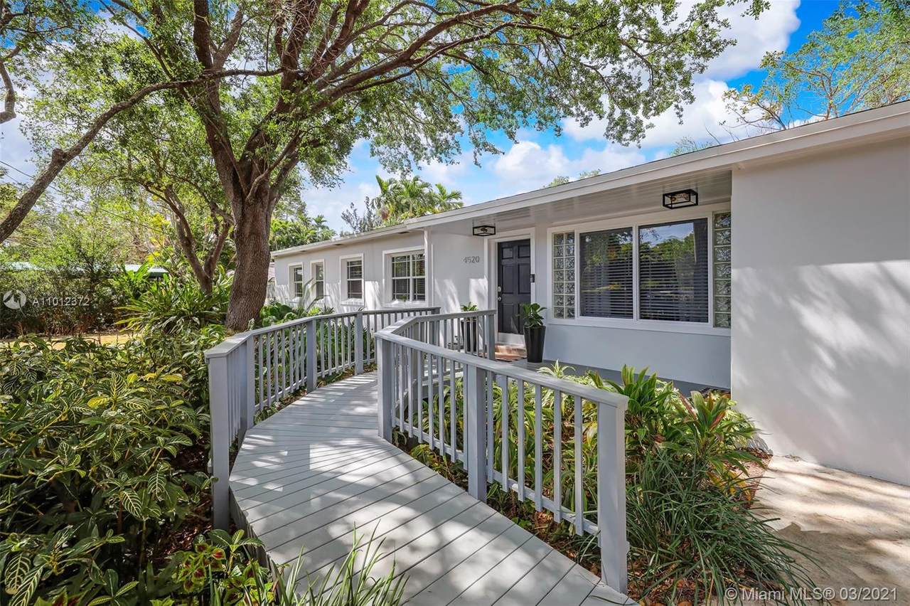 4520 62nd Ave - Photo 1