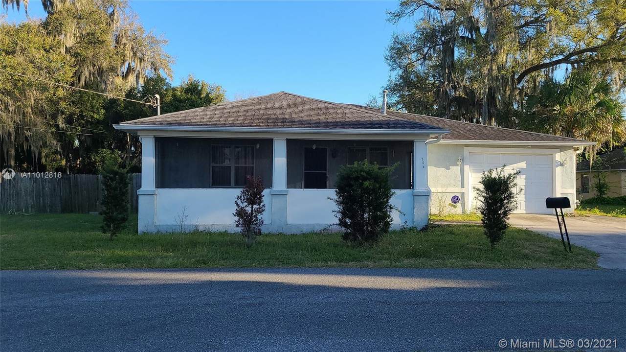 564 Charlovix St - Photo 1