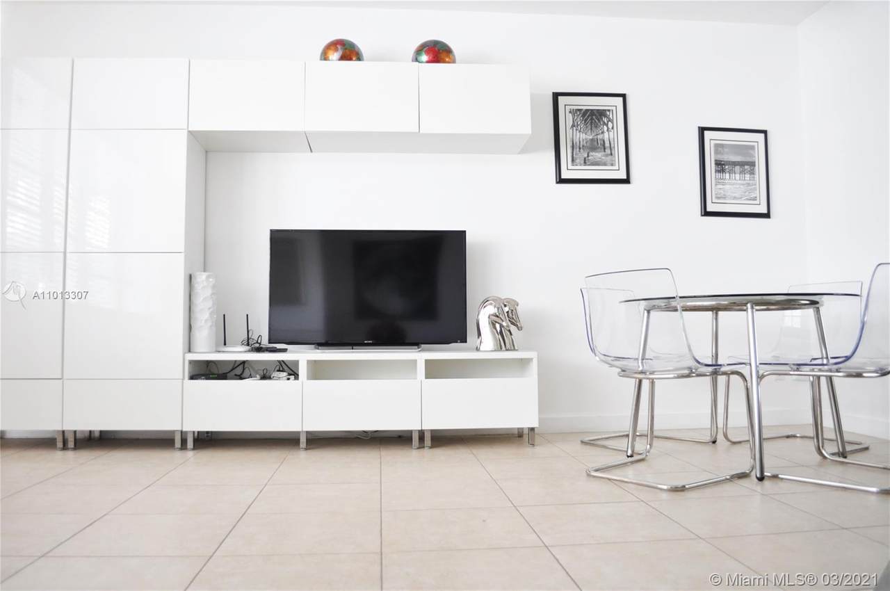 100 Lincoln Rd - Photo 1