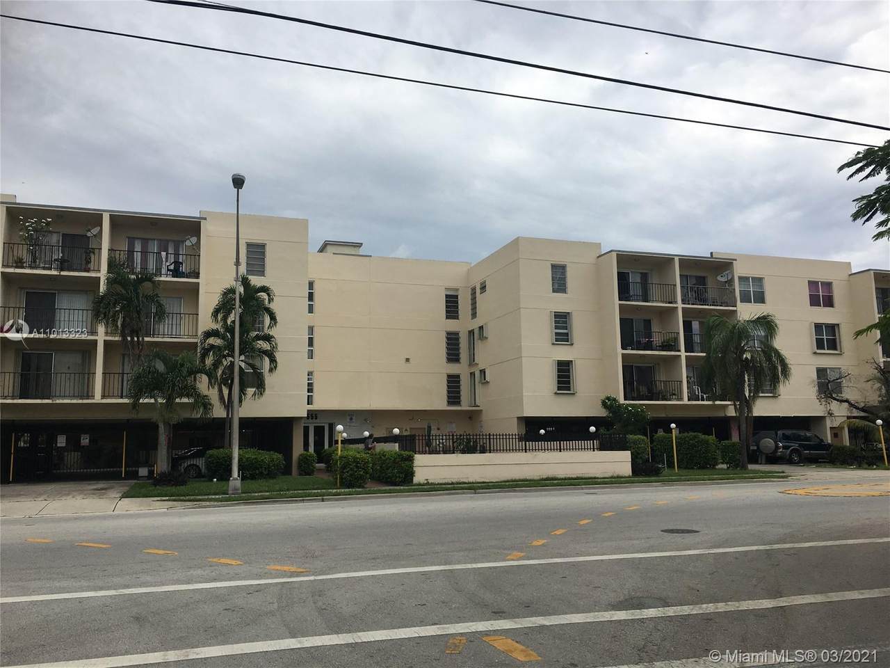 555 123rd St - Photo 1
