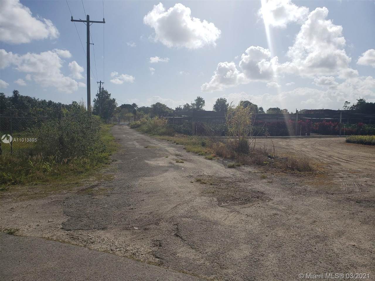 256 184 Ave - Photo 1