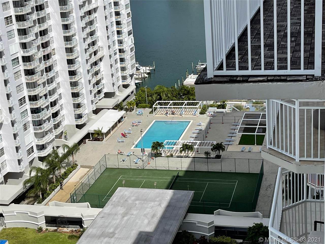 18011 Biscayne Blvd - Photo 1