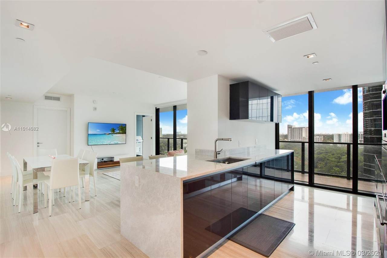1451 Brickell Ave - Photo 1