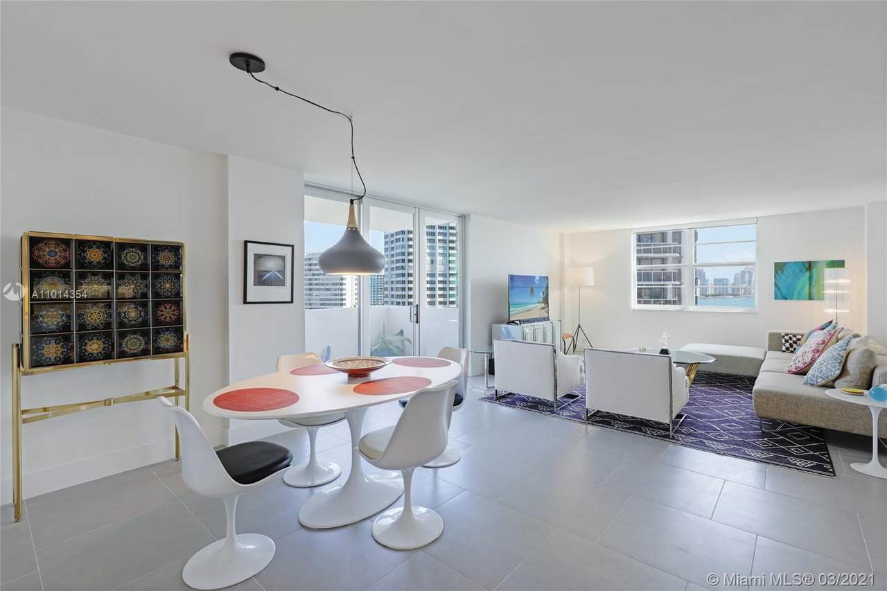5 Island Ave - Photo 1