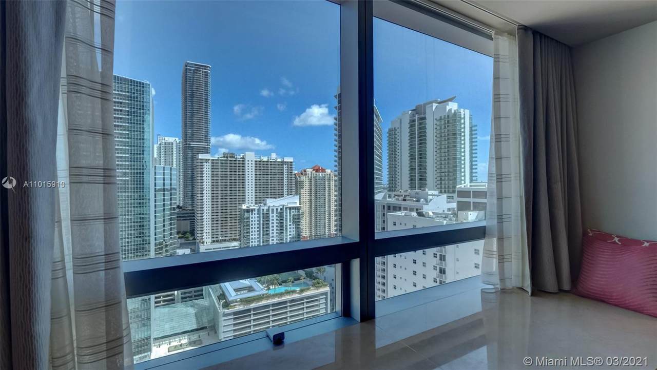 1435 Brickell Ave - Photo 1
