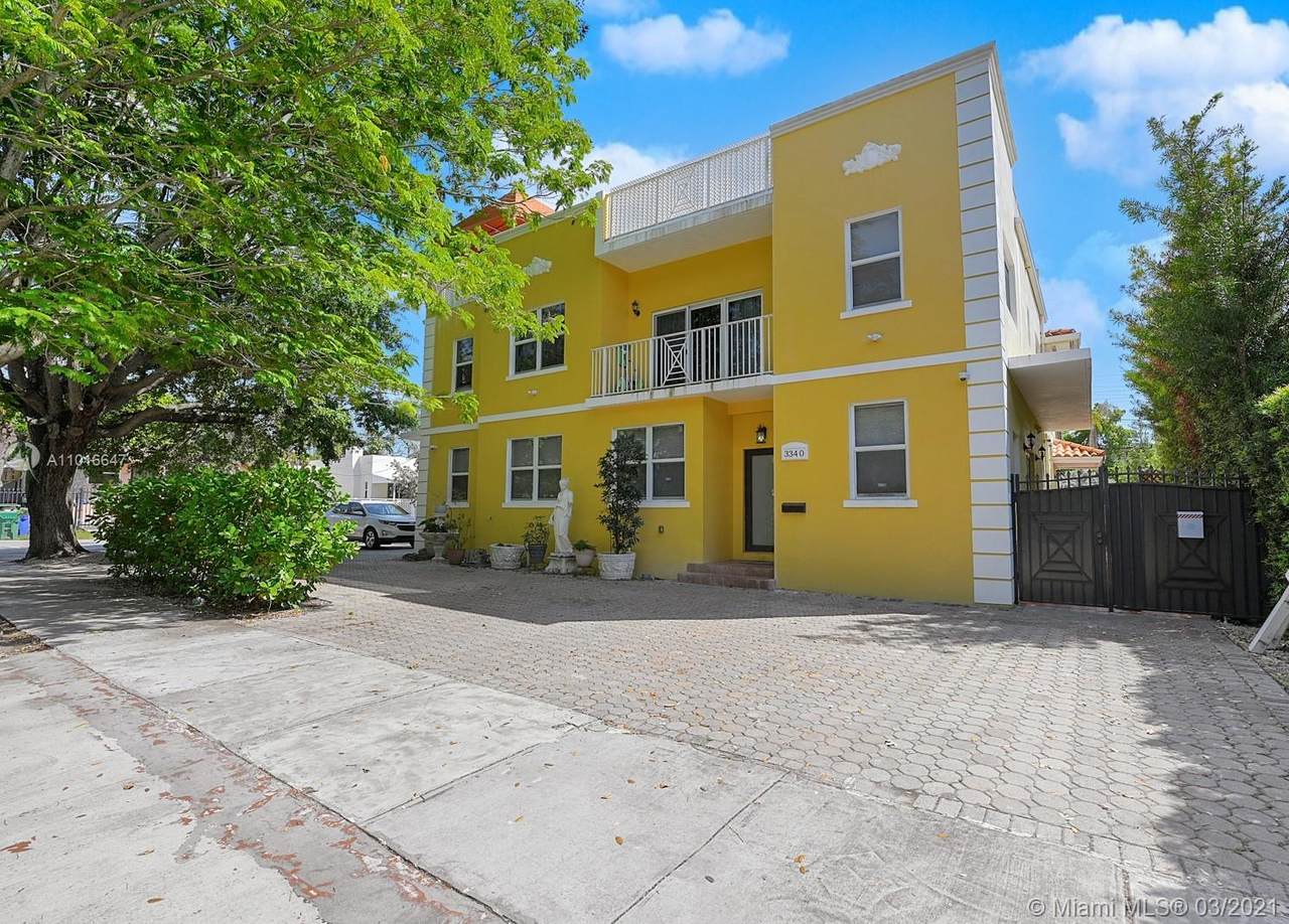 3340 29 ST - Photo 1