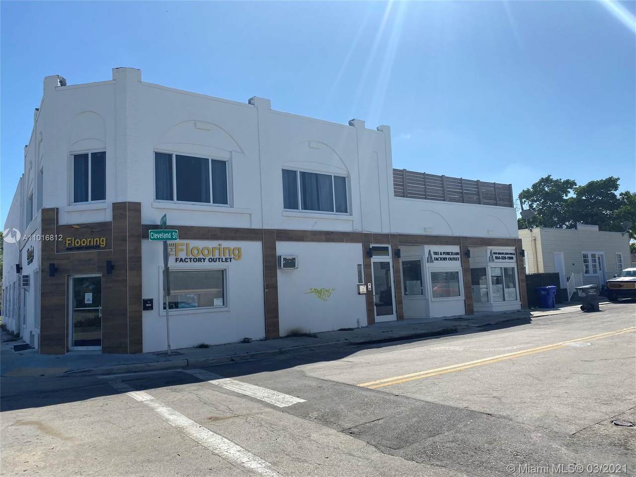 1320 Federal Hwy - Photo 1