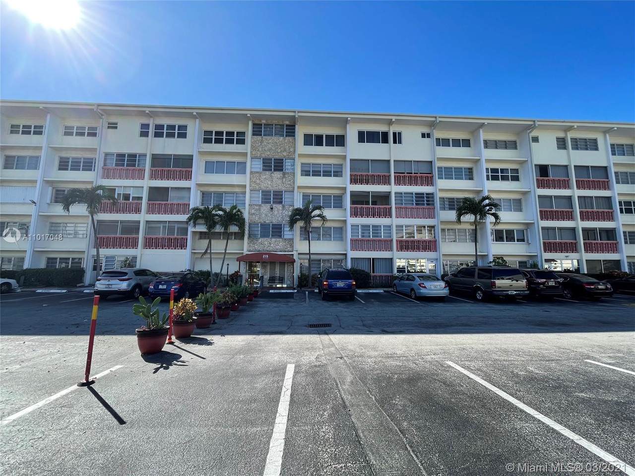 215 3rd Ave - Photo 1