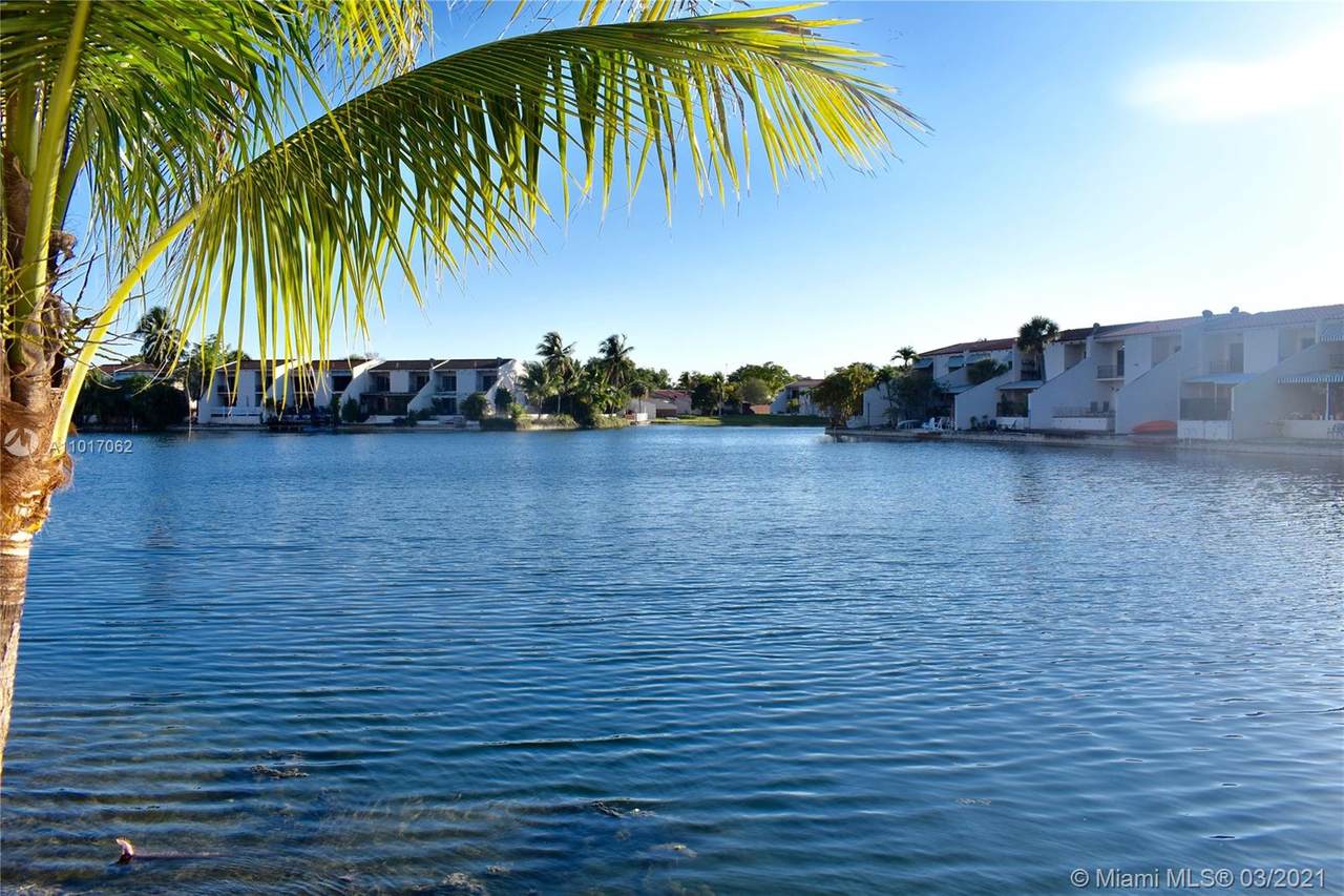7154 Laurel Ln - Photo 1
