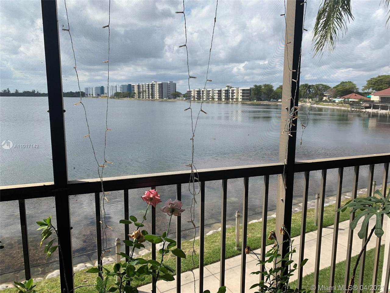 109 Lake Emerald Dr - Photo 1